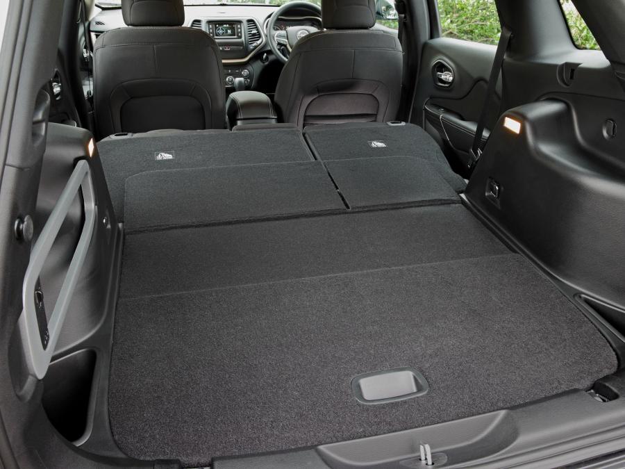  Jeep Cherokee Sport 2014 года  (AU) (фото 4 из 13)